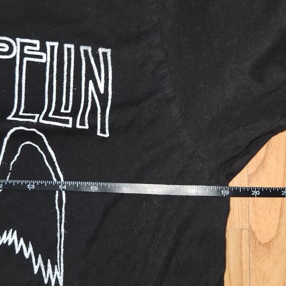 LED Zeppelin Angel Graphic Tee || Med EUC - Picture 6 of 7
